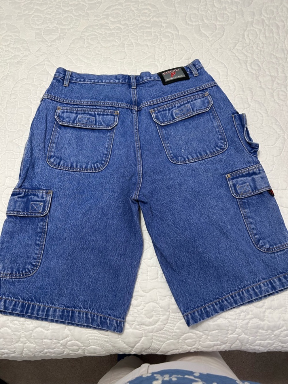 Pascali Vintage Cargo Denim Shorts in Medium Blue - Picture 5 of 8